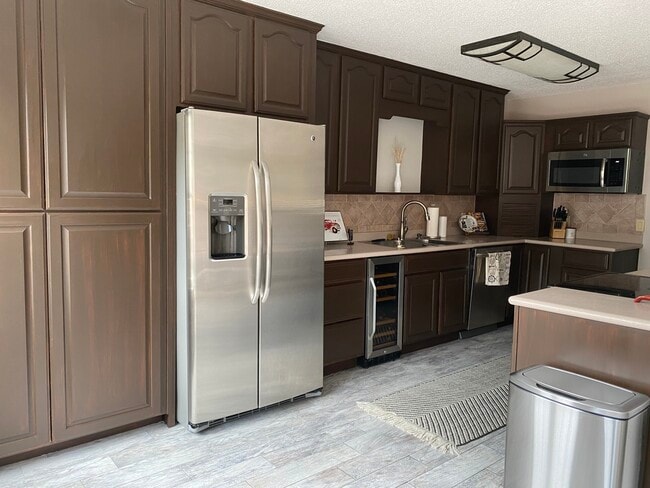 Building Photo - 1865 Coronado Hills Dr