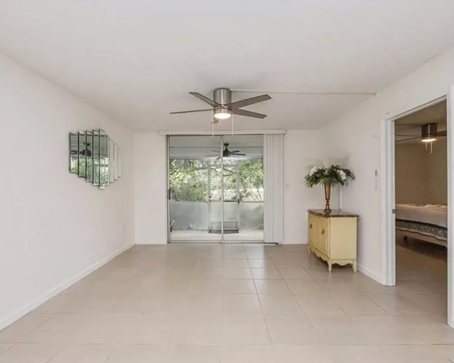 Building Photo - 499 Forest Lakes Blvd