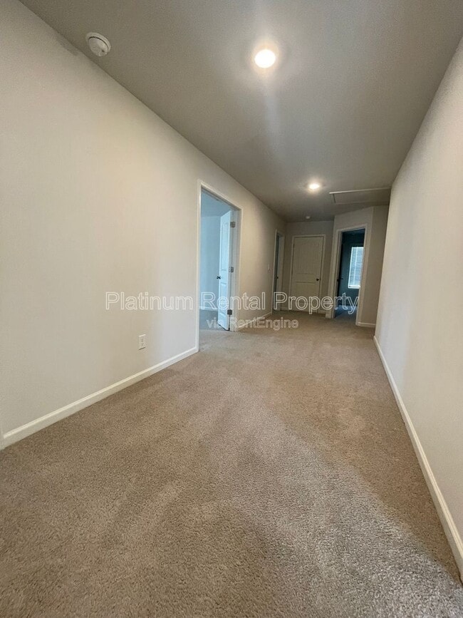 Building Photo - 1616 Chancery Ln