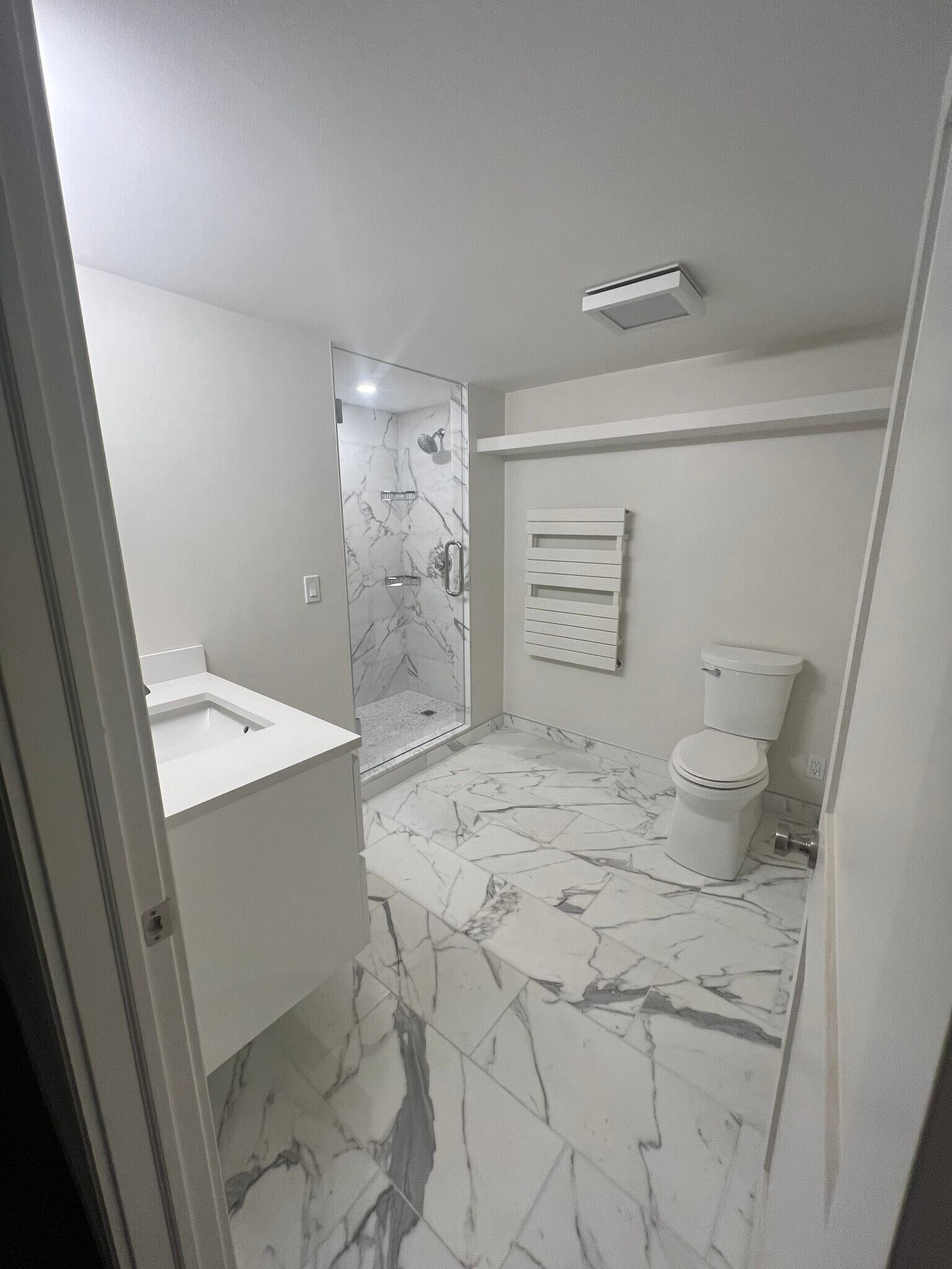 Building Photo - 1 Rose Ln