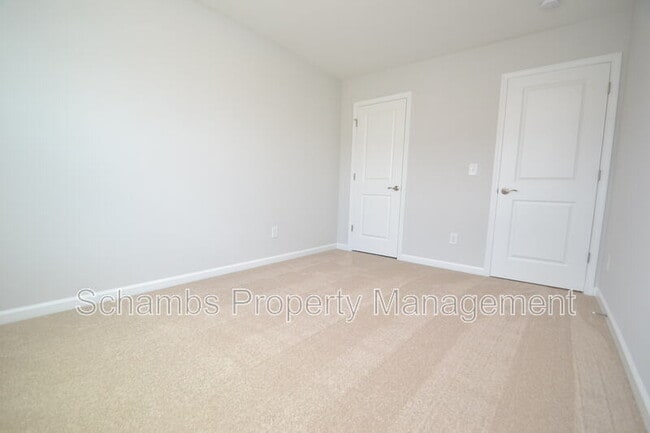 Building Photo - 1226 Bessie Ct