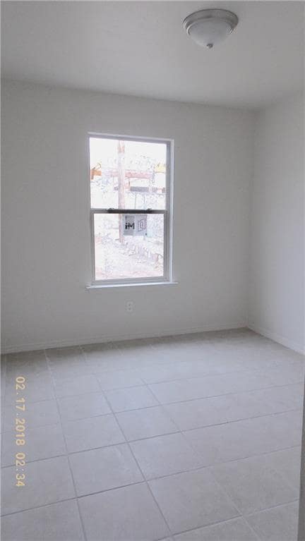 Building Photo - 2524 Porter Ave