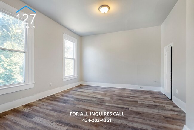 Building Photo - Modern Comfort Meets Prime Convenience - 3BR/2BA in Lynchburg!