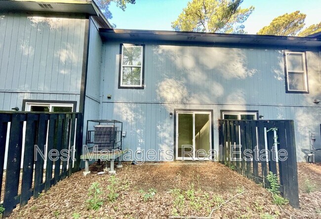 Building Photo - 5842 Aftonshire Dr