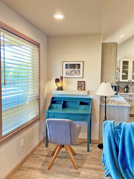 Building Photo - 162 Seahawk Dr