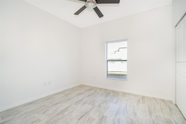 Building Photo - 507 Mallard Ct