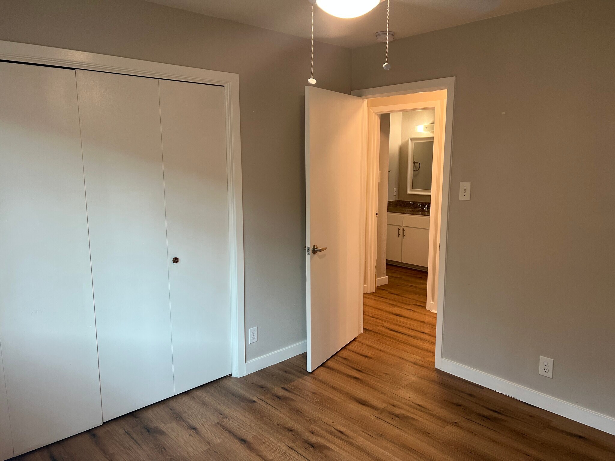 Building Photo - 2410 Audubon Pl