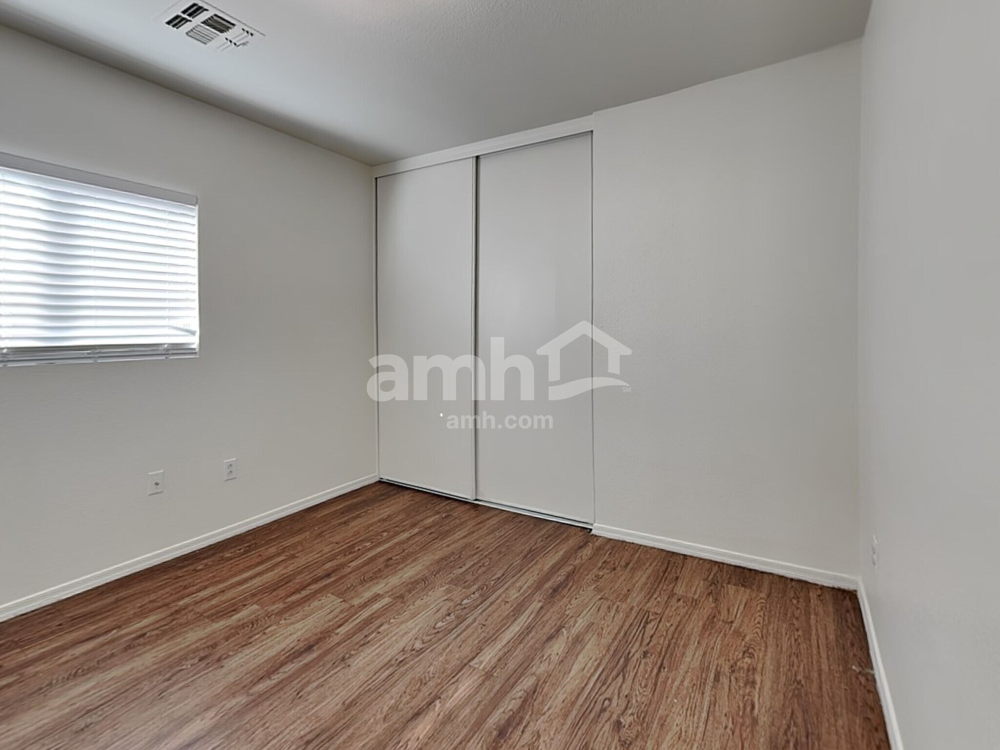 Building Photo - 1133 S 111th Cir