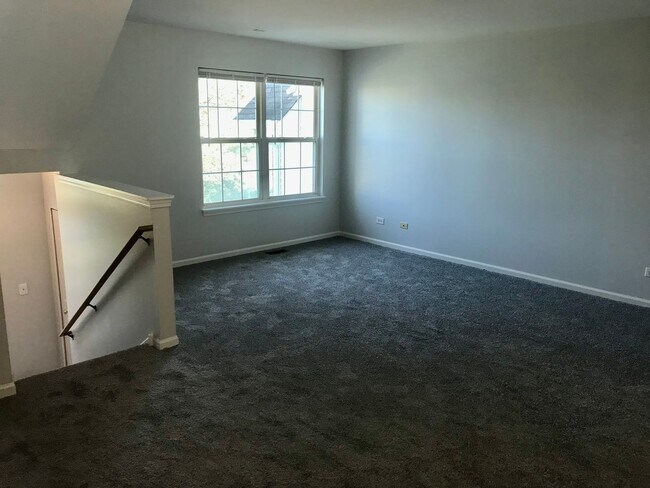 Building Photo - Waterfront, River Mill Crossings Townhome ...