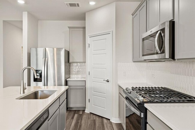 Building Photo - 631 Wild Spur Ln