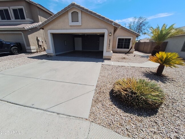 Building Photo - 13621 N 129th Dr