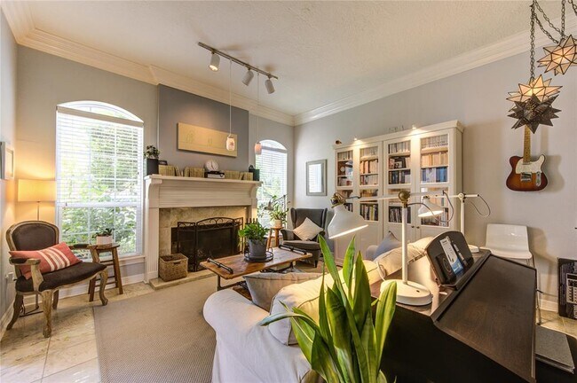 Building Photo - 5222 Summer Snow Dr