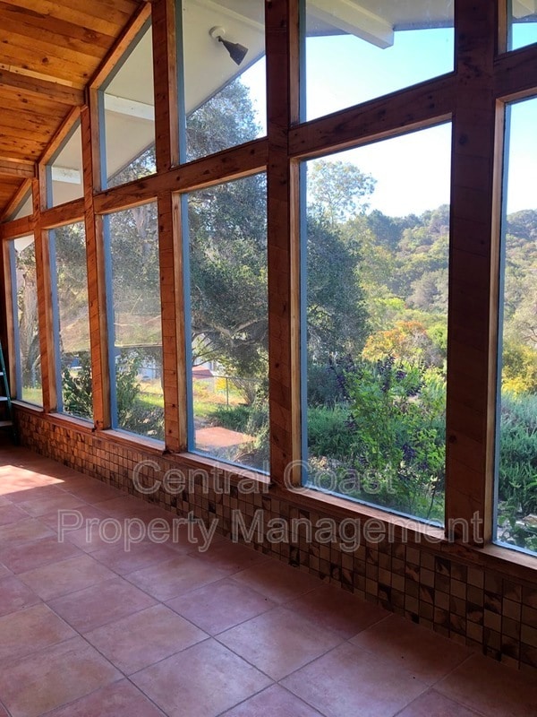 Building Photo - 17959 Berta Canyon Rd