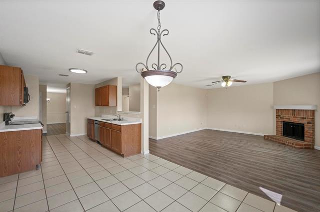 Building Photo - 2718 Lake Terrace Dr