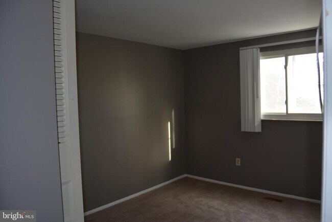 Building Photo - 12341 Bonfire Dr
