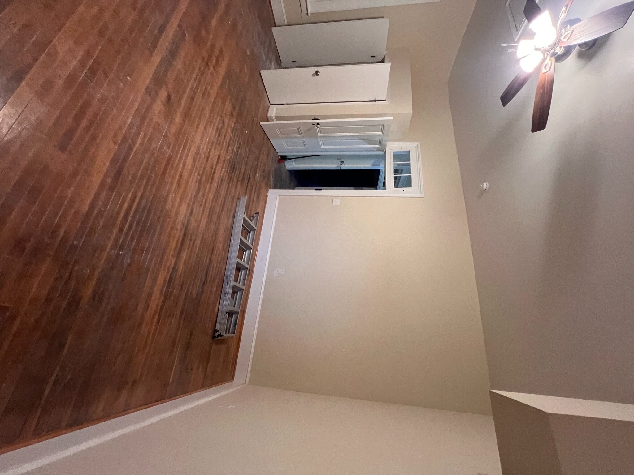 Building Photo - 140 Marshall St