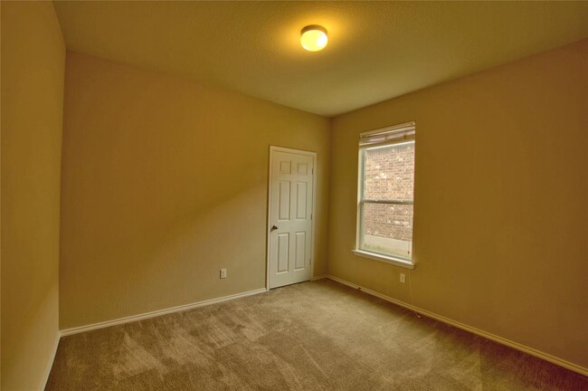 Building Photo - 141 Marcheeta Way