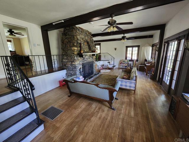 Building Photo - 3094 Blue Jay Dr