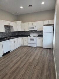 Building Photo - 101 N Locust St