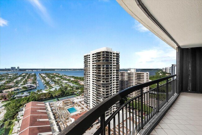 Building Photo - 4000 N Ocean Dr
