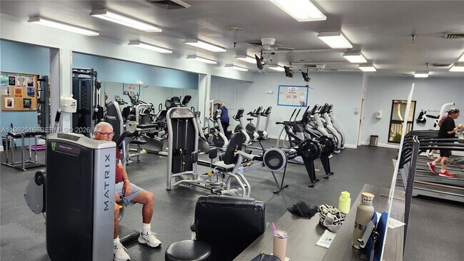 Building Photo - 2403 Antigua Cir