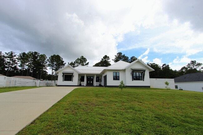 Building Photo - 3116 Pinot Way