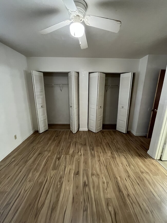 Building Photo - 2546 SW 31st Pl