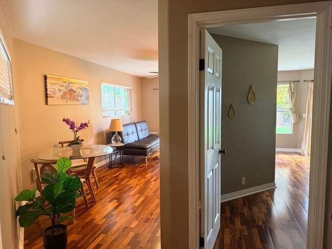 Building Photo - Aloha Kona 2