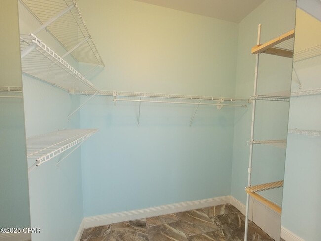 Building Photo - 7327 Rodgers Dr