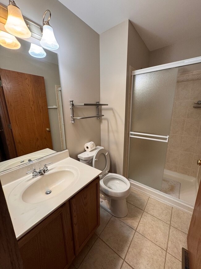 Building Photo - 2270 Twilight Dr