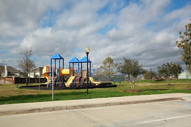 Building Photo - 22119 Torricelli Ln