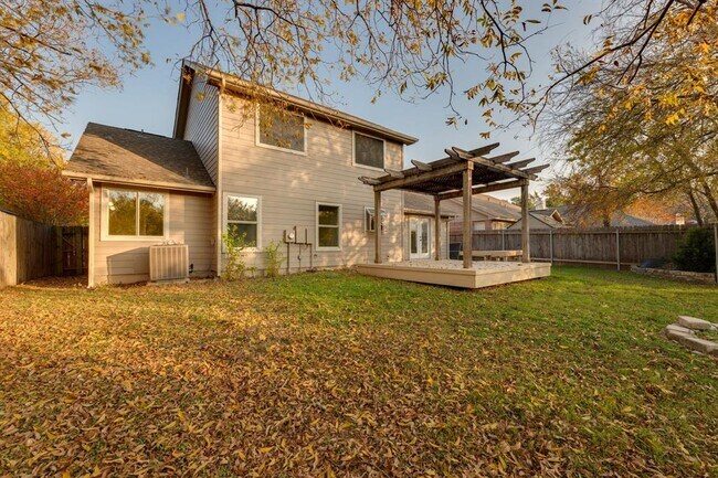 Building Photo - 2304 Willow Way