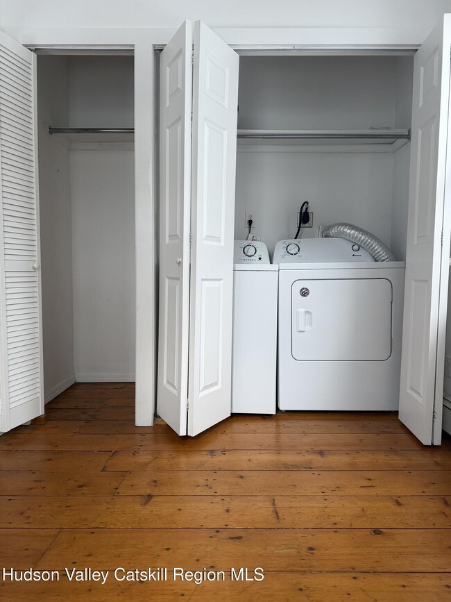 Building Photo - 30 Church St