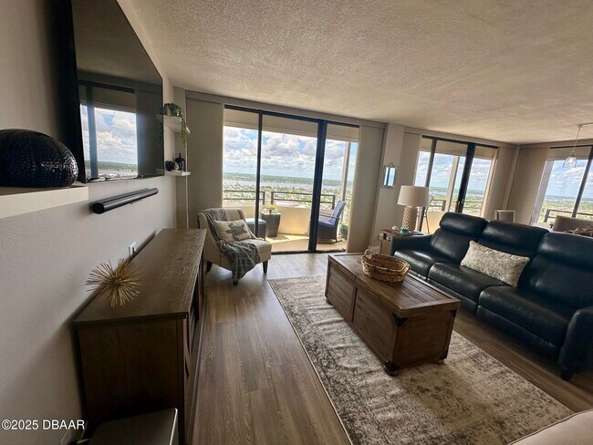 Building Photo - 2900 N Atlantic Ave