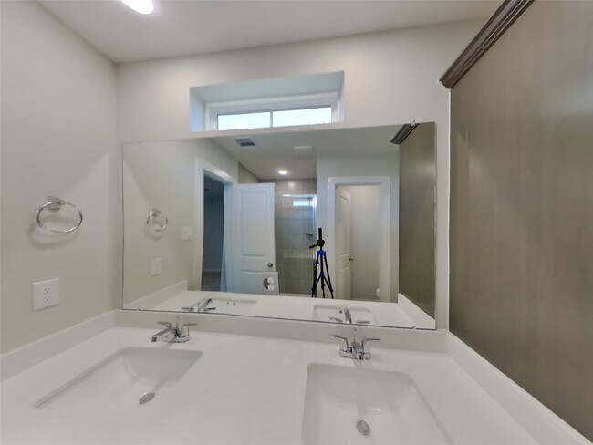 Building Photo - 22627 Terrazzo Dr
