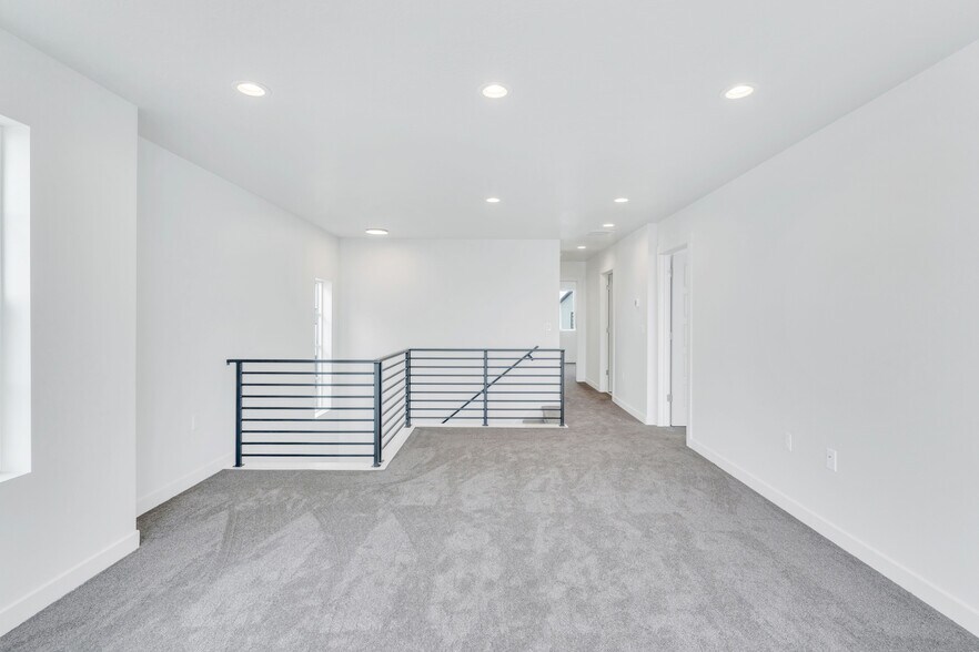 Building Photo - 371 W 3200 N