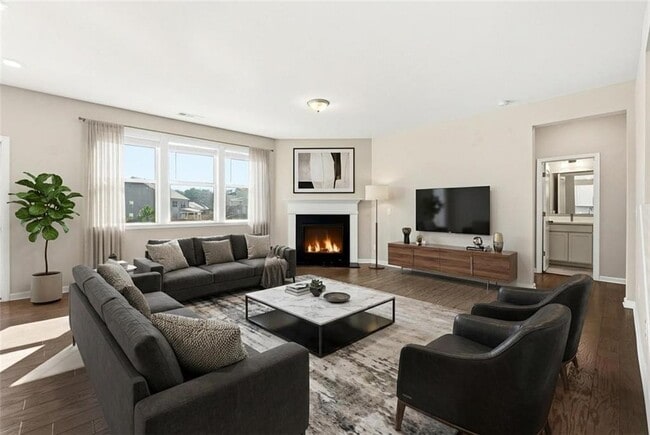 Building Photo - 156 Round Pond Dr