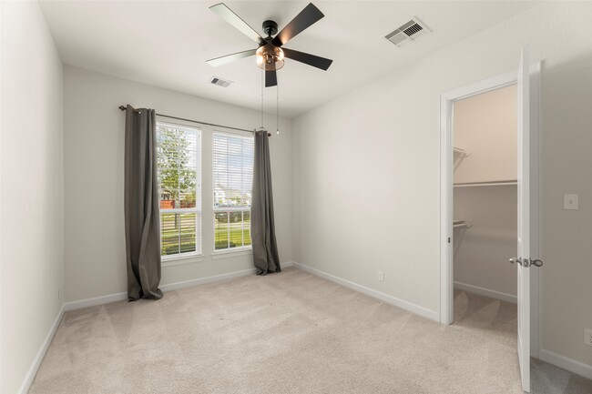 Building Photo - 24403 Blairburry Dr