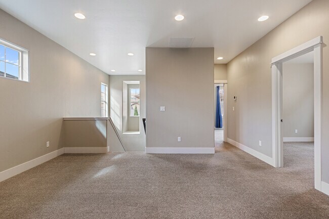 Building Photo - 3846 S Caddis Pl