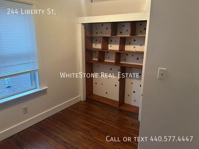 Building Photo - 244 Liberty St