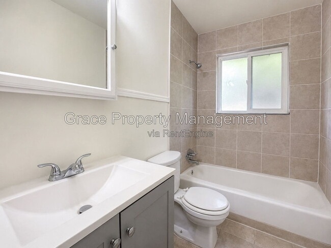 Building Photo - 87 E 81st Ave