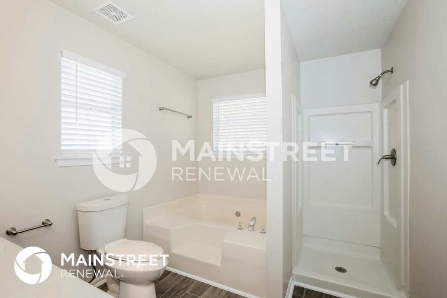 Building Photo - 3639 Mosswood Ln