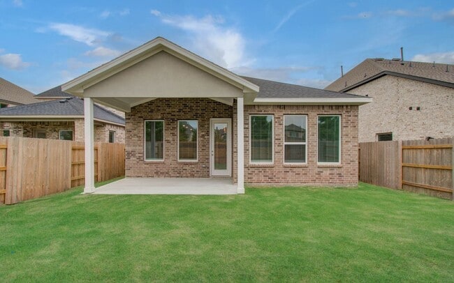 Building Photo - 24838 Harrow Mdw Dr