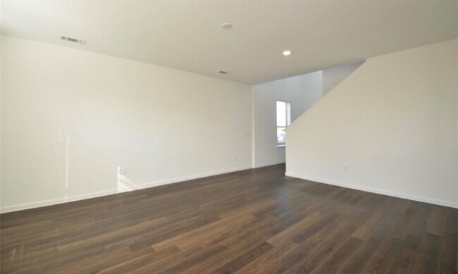 Building Photo - 16412 Big Hickory Dr