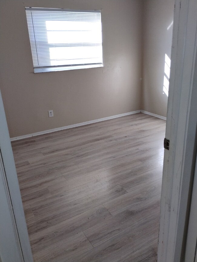 Primary Photo - Cute 2 Bedroom, 1 Bathroom Home For Rent.