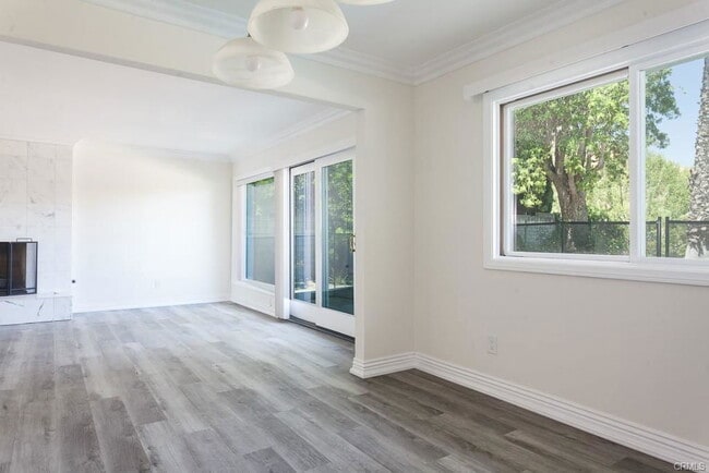 Building Photo - 6427 Dunlo Pl