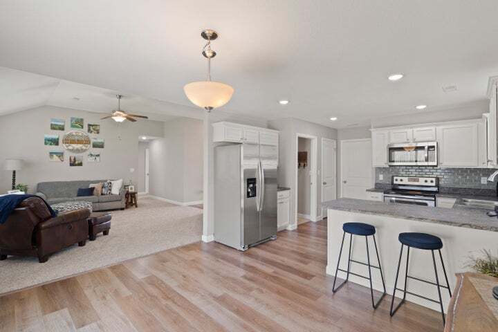 Building Photo - 5817 Geyser Blvd