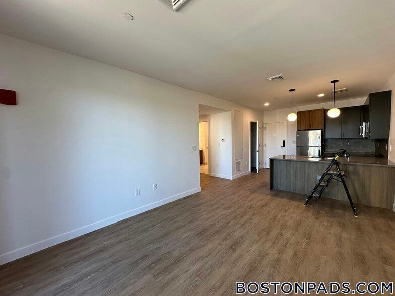 Building Photo - 199 Gardner St