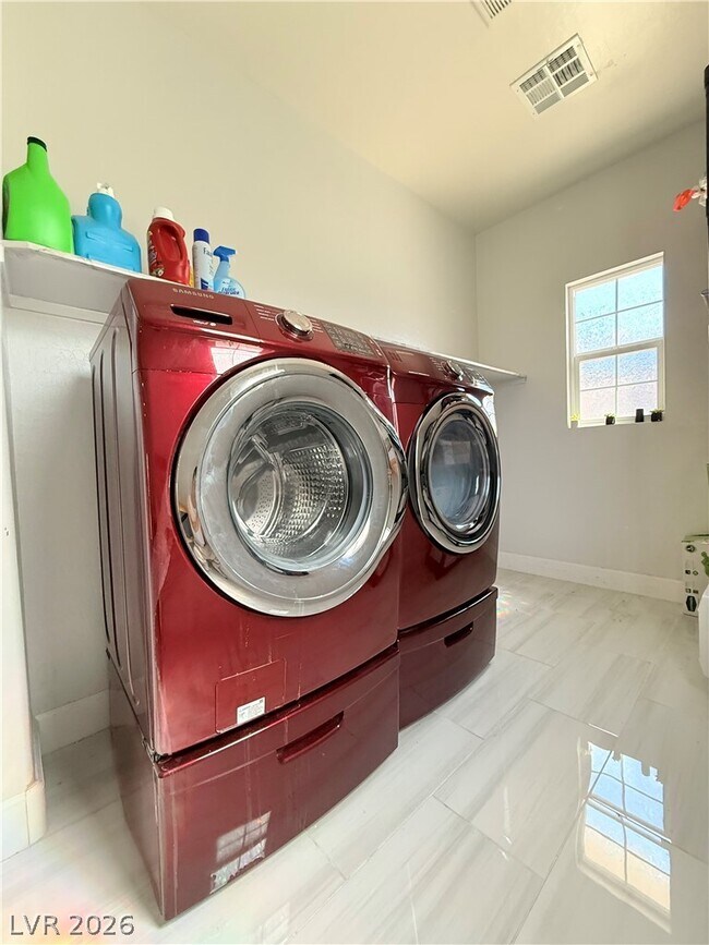 Building Photo - 7764 Gallego Plains Dr