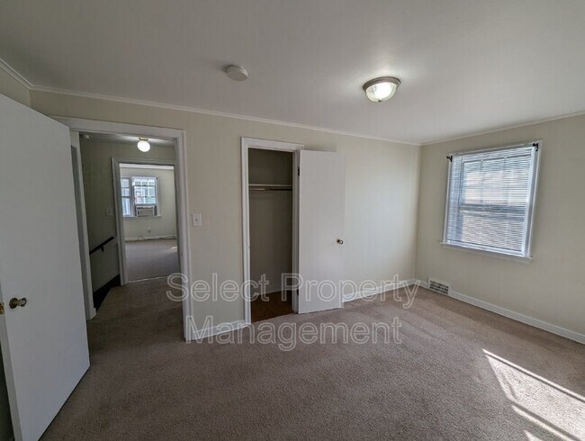 Building Photo - 1226 Elmwood Ave